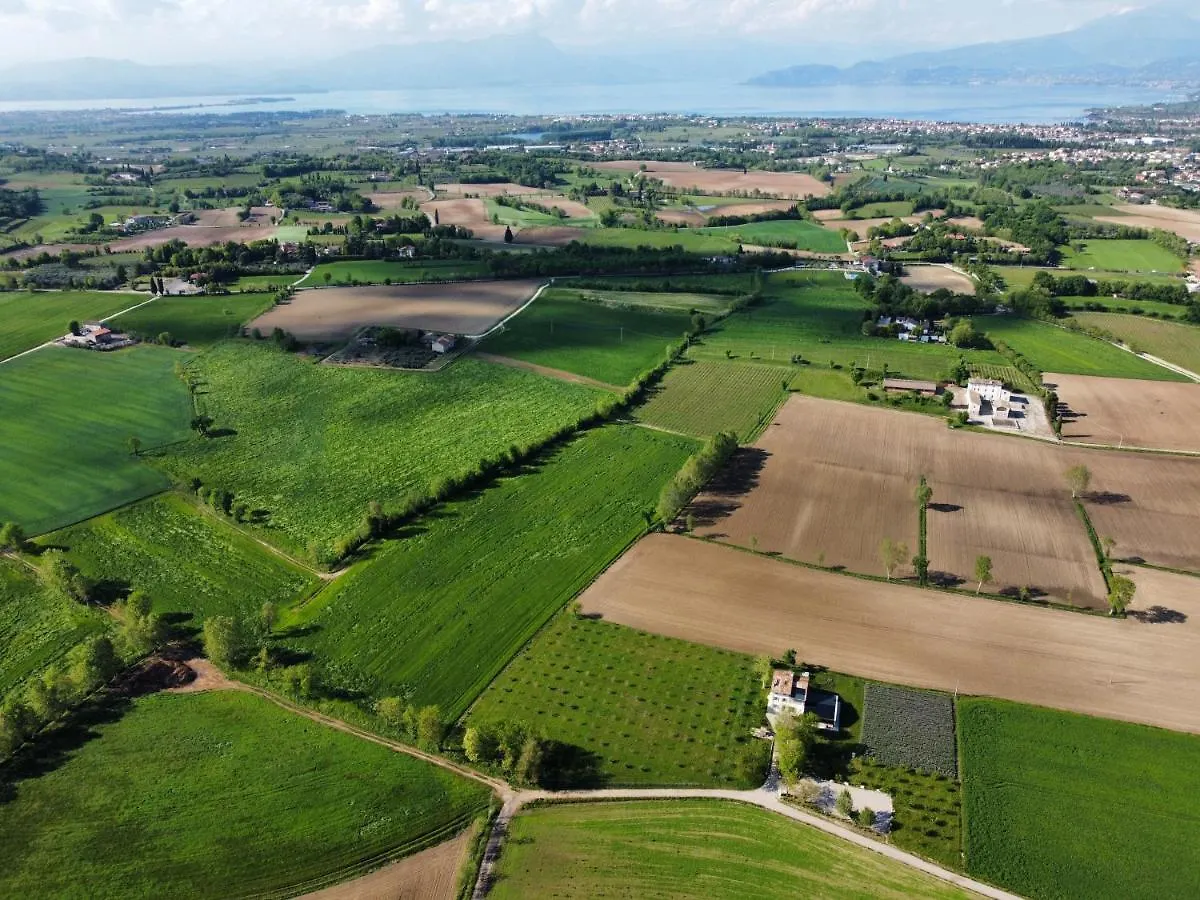 בית חווה פונטי סול מינצ'יו Agriturismo Redo איטליה