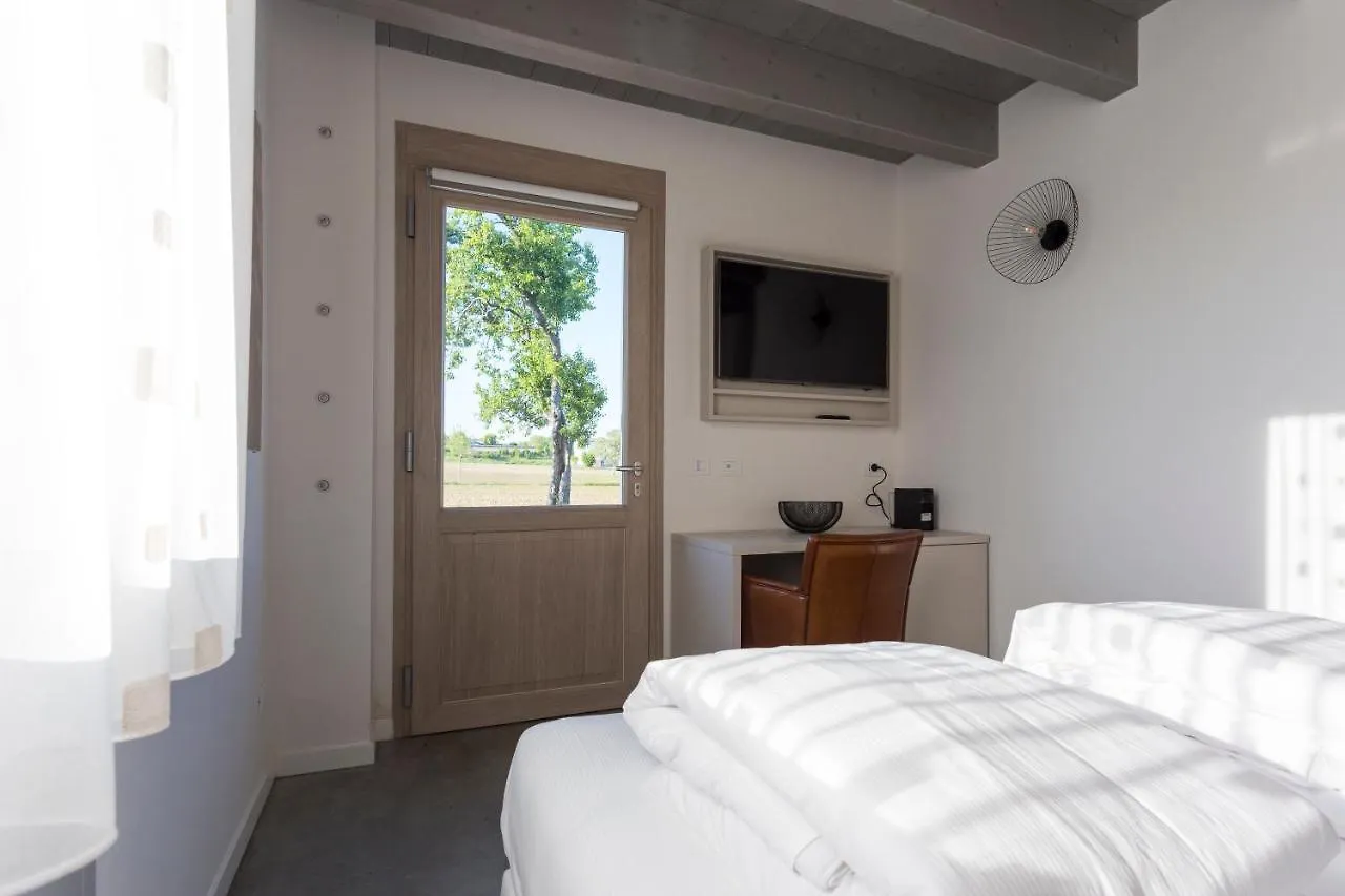 בית חווה פונטי סול מינצ'יו Agriturismo Redo איטליה