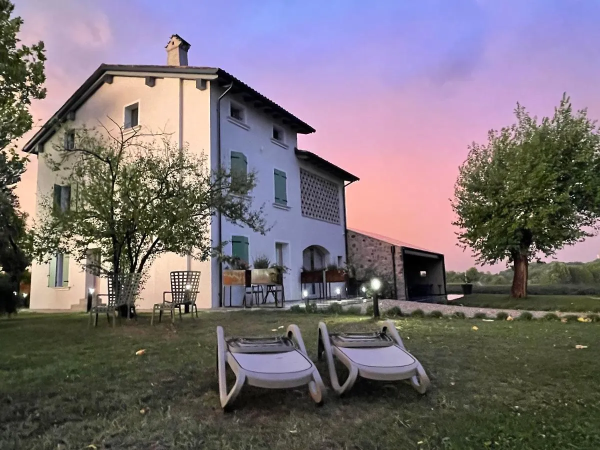 Farm stay Agriturismo Redo Ponti sul Mincio